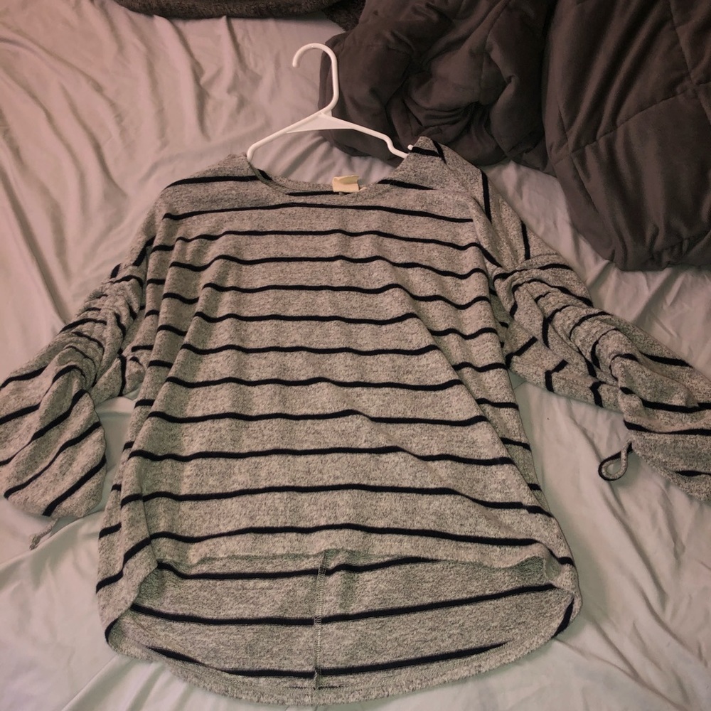 Grey & Navy high low sweater